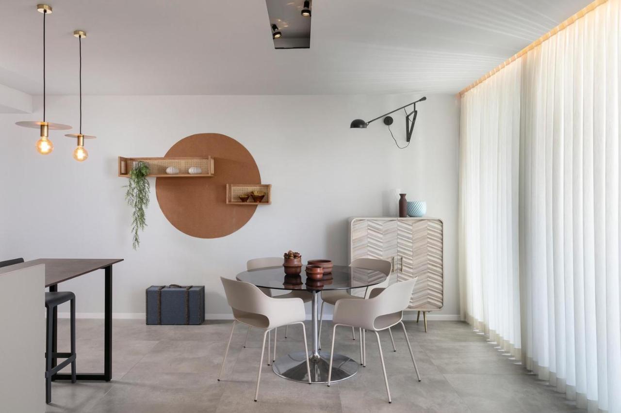 Beach Lux Apartment Haifa Buitenkant foto